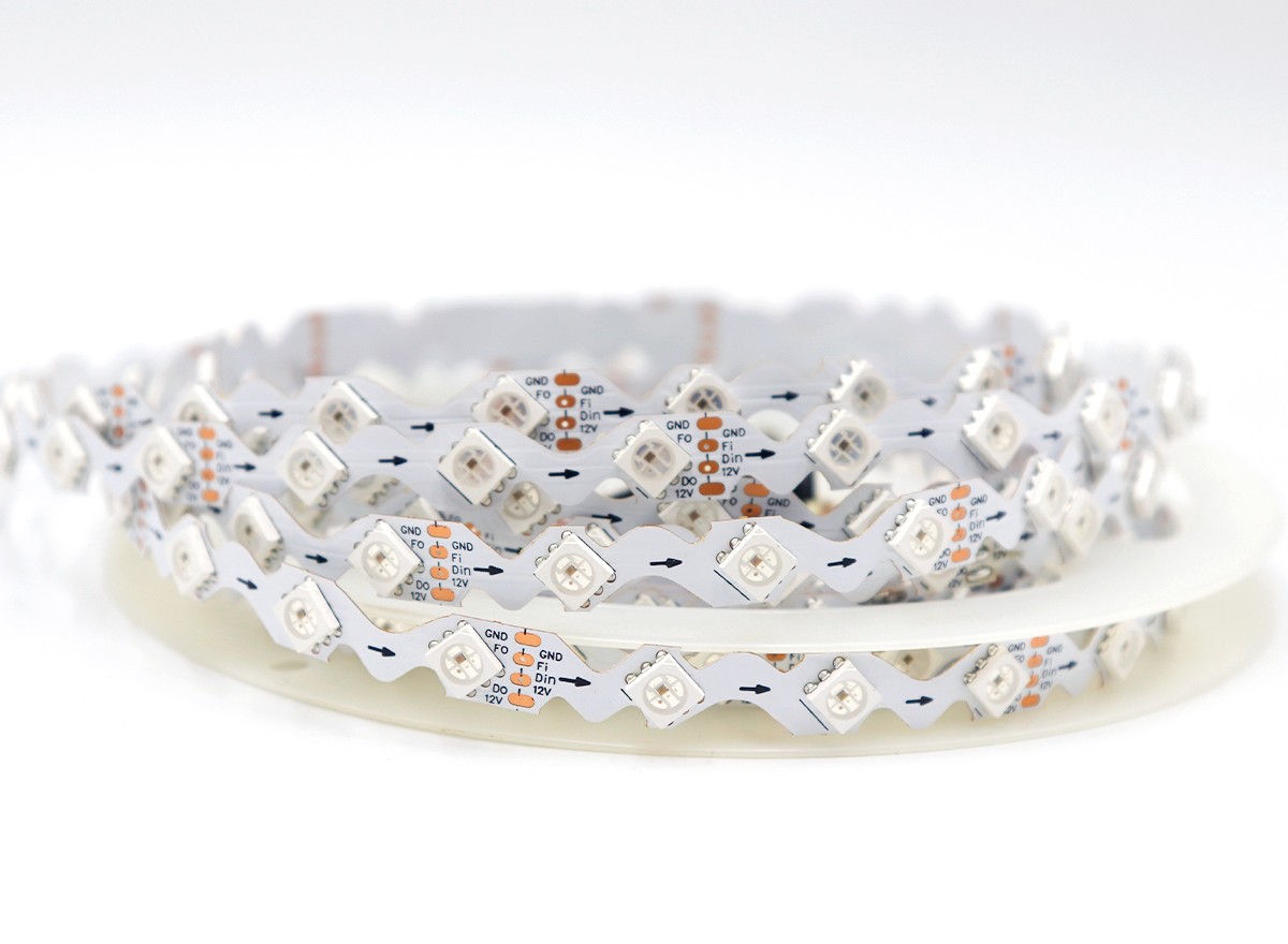 內(nèi)置SK6813 5050RGB 20段60燈S型 12V 單點(diǎn)單控?cái)帱c(diǎn)續(xù)傳