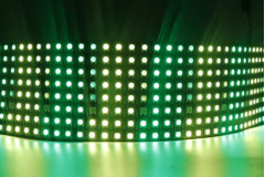 8X32 像素屏(圖4)